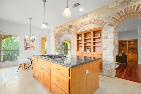19 Swiftwater Trail The Hills TX 78738