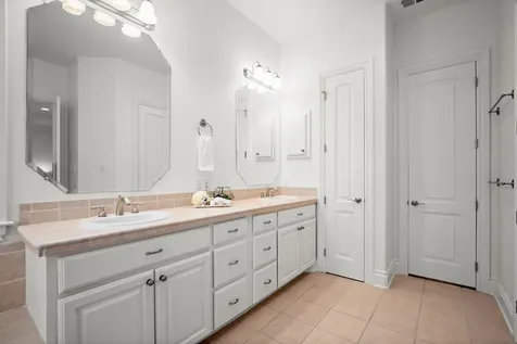 19 Swiftwater Trail The Hills TX 78738