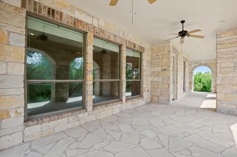 19 Swiftwater Trail The Hills TX 78738