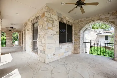 19 Swiftwater Trail The Hills TX 78738