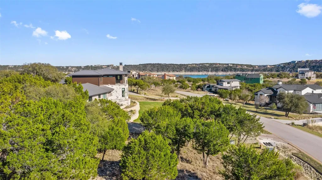 18509 Flying J Boulevard Spicewood TX 78669