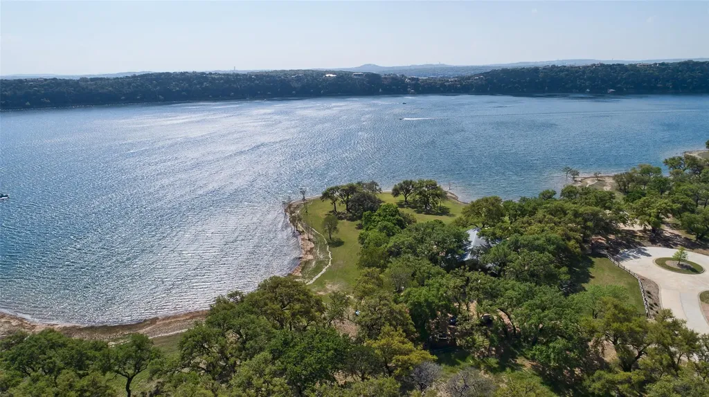 18509 Flying J Boulevard Spicewood TX 78669