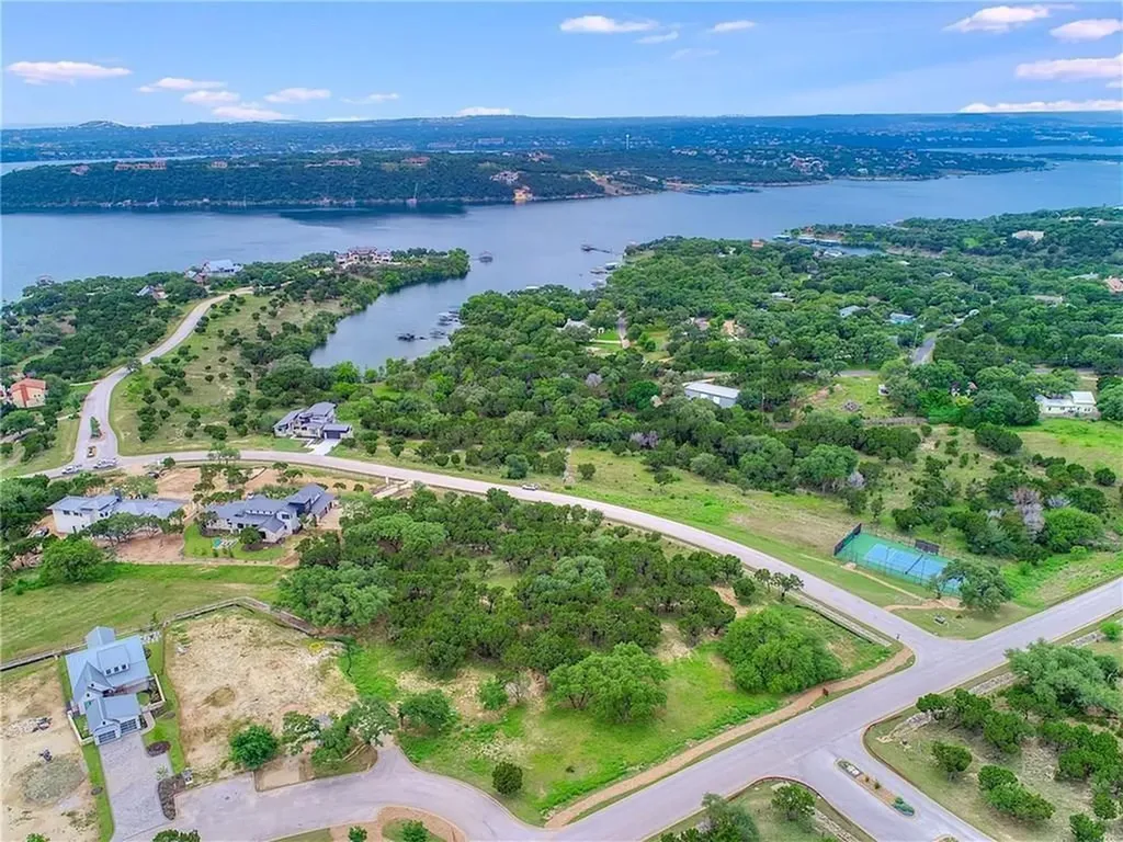 18509 Flying J Boulevard Spicewood TX 78669