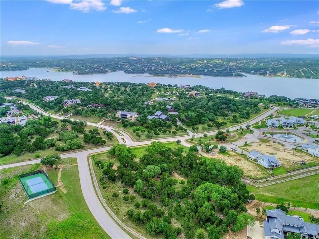 18509 Flying J Boulevard Spicewood TX 78669