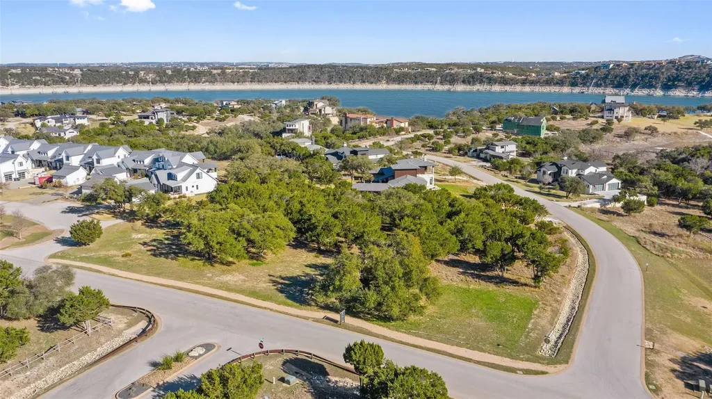 18509 Flying J Boulevard Spicewood TX 78669