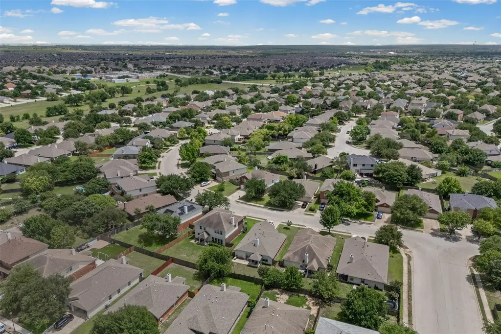 20521 Farm Pond Lane Pflugerville TX 78660