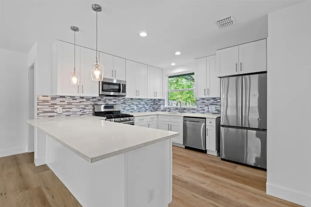 6414 Kenilworth Drive Austin TX 78723