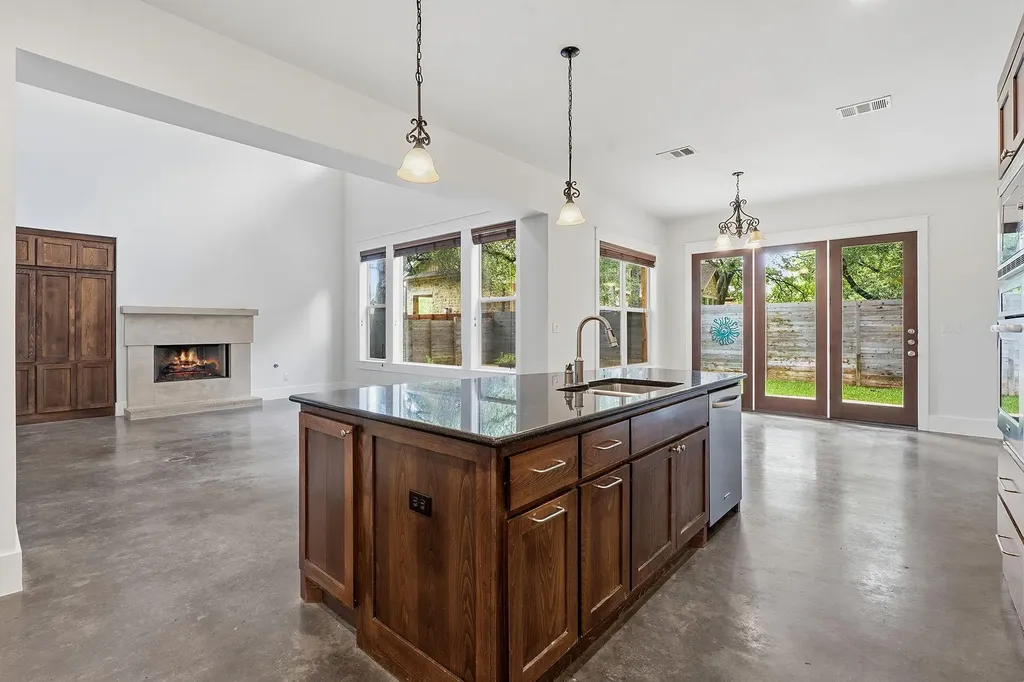 11617 Leapwood Place Austin TX 78759