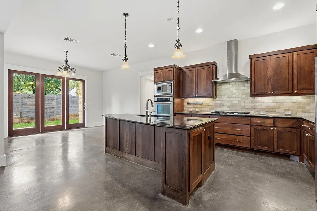 11617 Leapwood Place Austin TX 78759