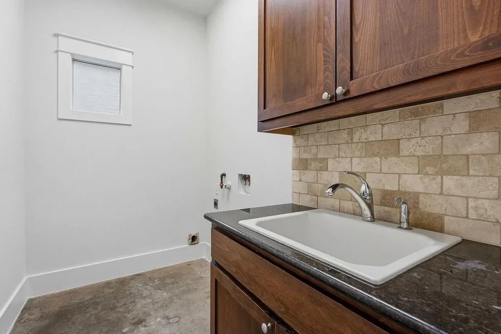 11617 Leapwood Place Austin TX 78759