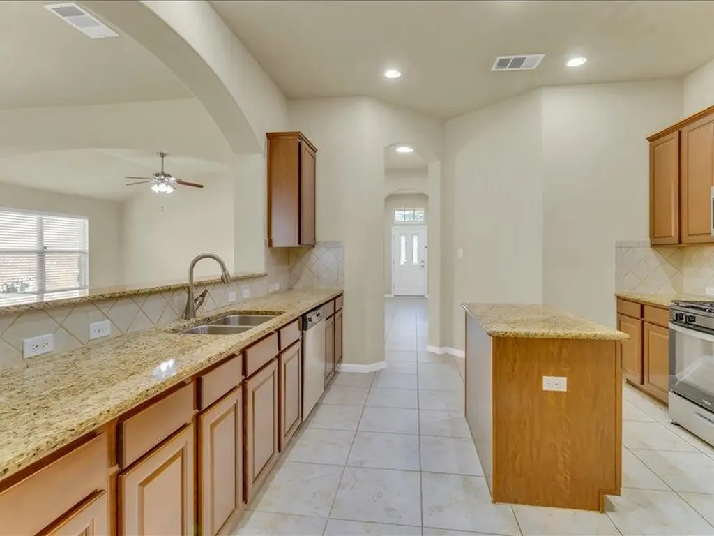 3513 Dry Brook Crossing Pflugerville TX 78660