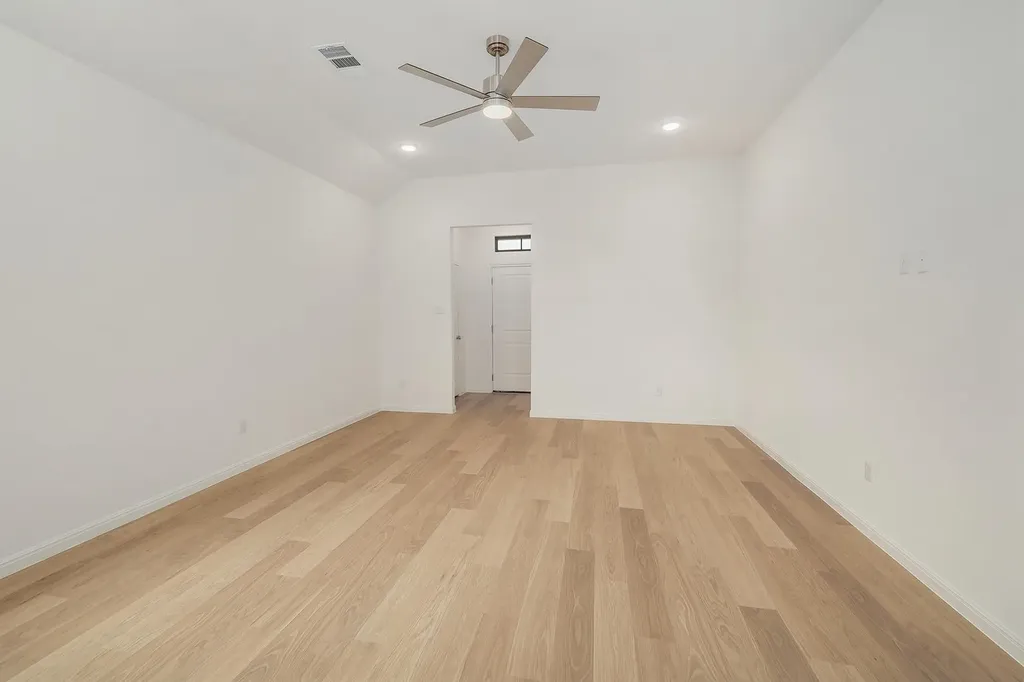 222 Hornet Street Elgin TX 78621