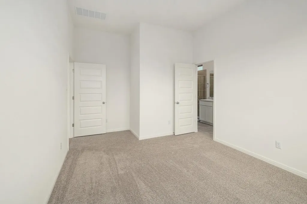 222 Hornet Street Elgin TX 78621