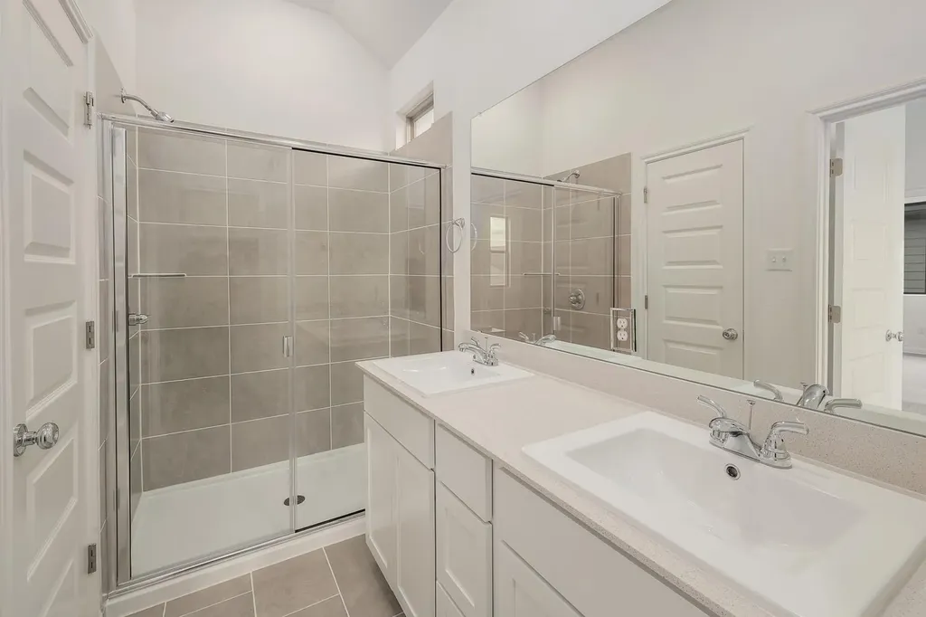 222 Hornet Street Elgin TX 78621