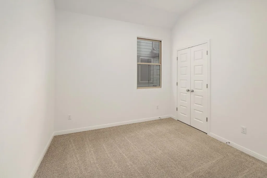 222 Hornet Street Elgin TX 78621