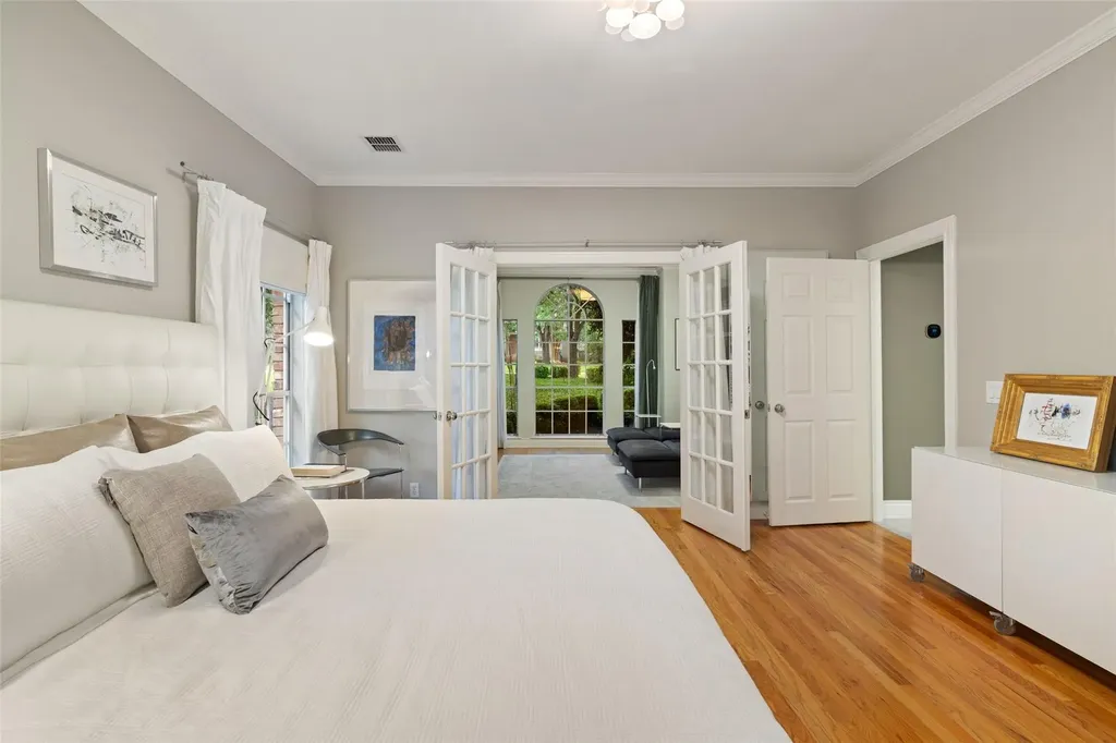 10038 Circleview Drive Austin TX 78733