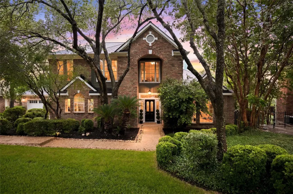 10038 Circleview Drive Austin TX 78733