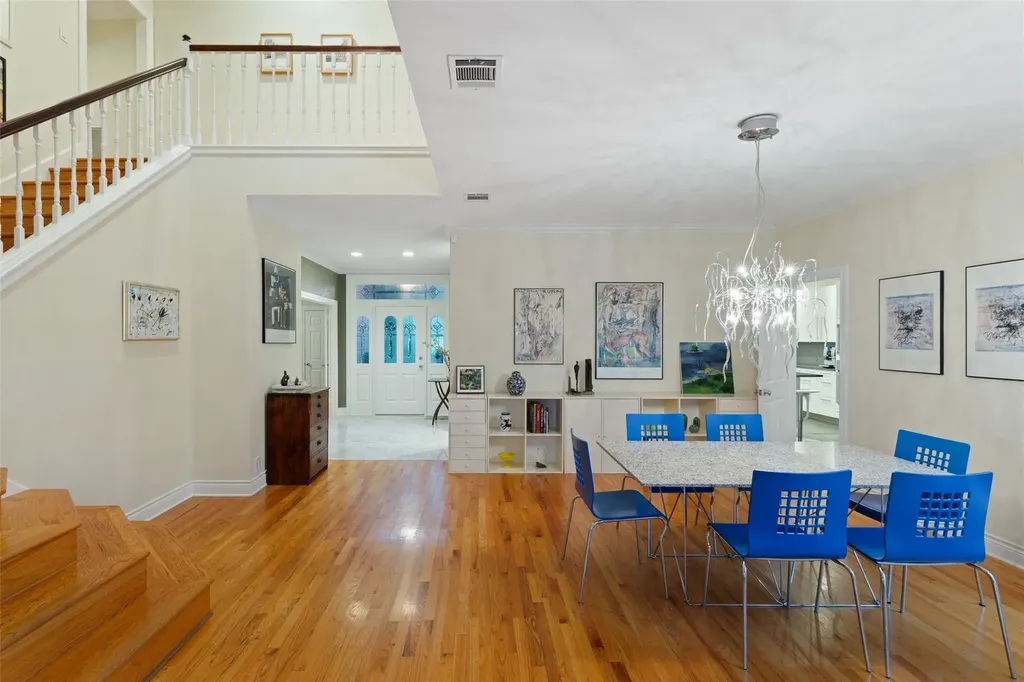 10038 Circleview Drive Austin TX 78733