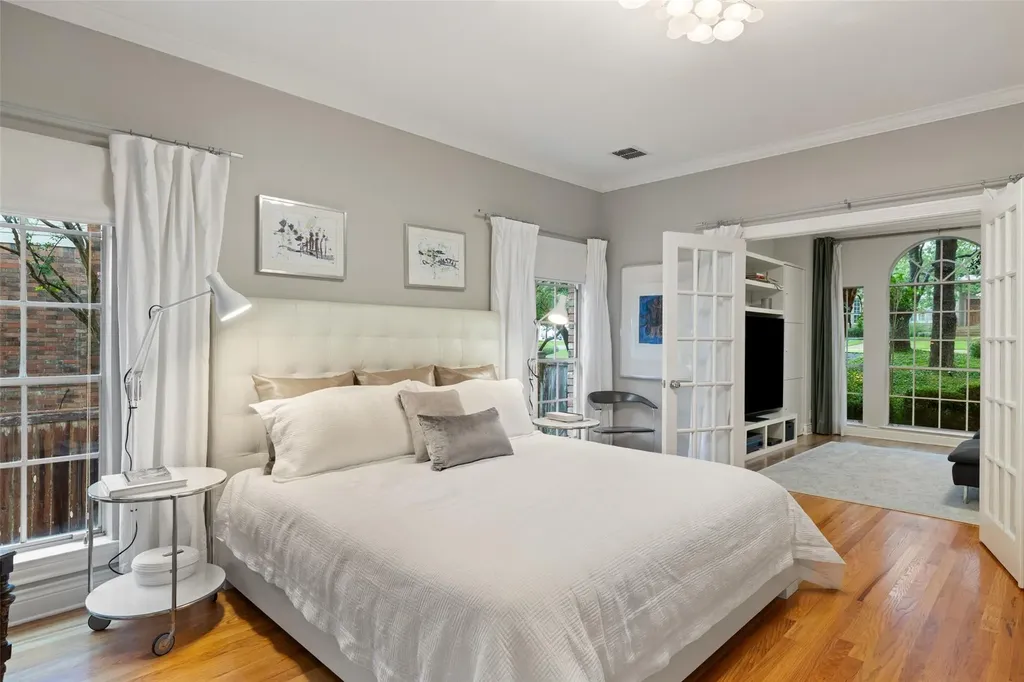 10038 Circleview Drive Austin TX 78733
