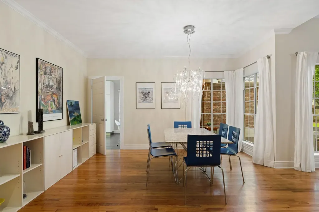 10038 Circleview Drive Austin TX 78733