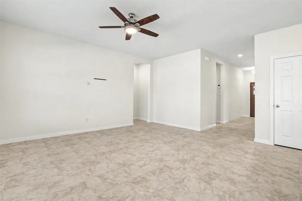 382 Smithsonian Lane Kyle TX 78640