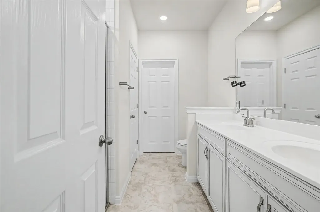 382 Smithsonian Lane Kyle TX 78640