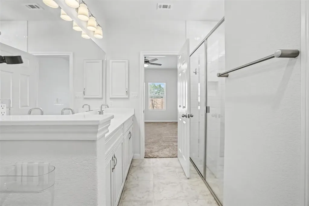 382 Smithsonian Lane Kyle TX 78640