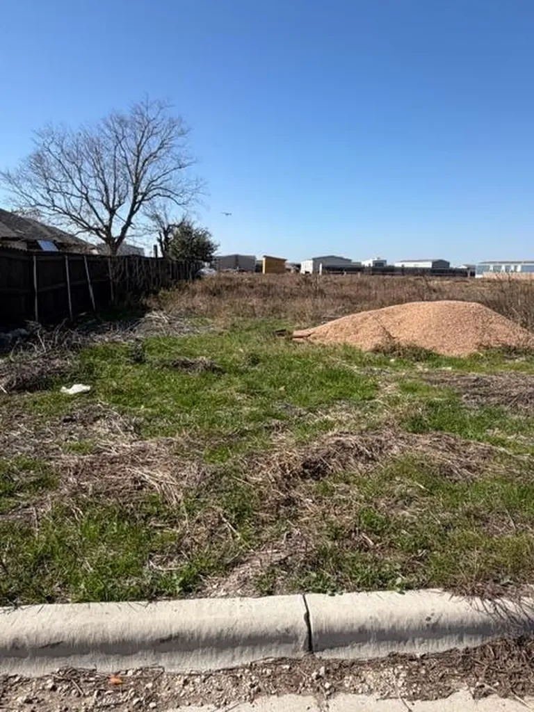 420 Arrowhead Cove Kyle TX 78640