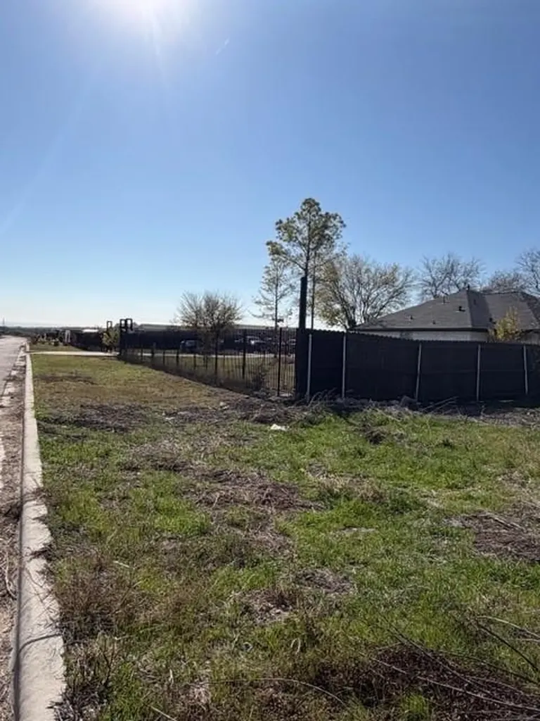 420 Arrowhead Cove Kyle TX 78640