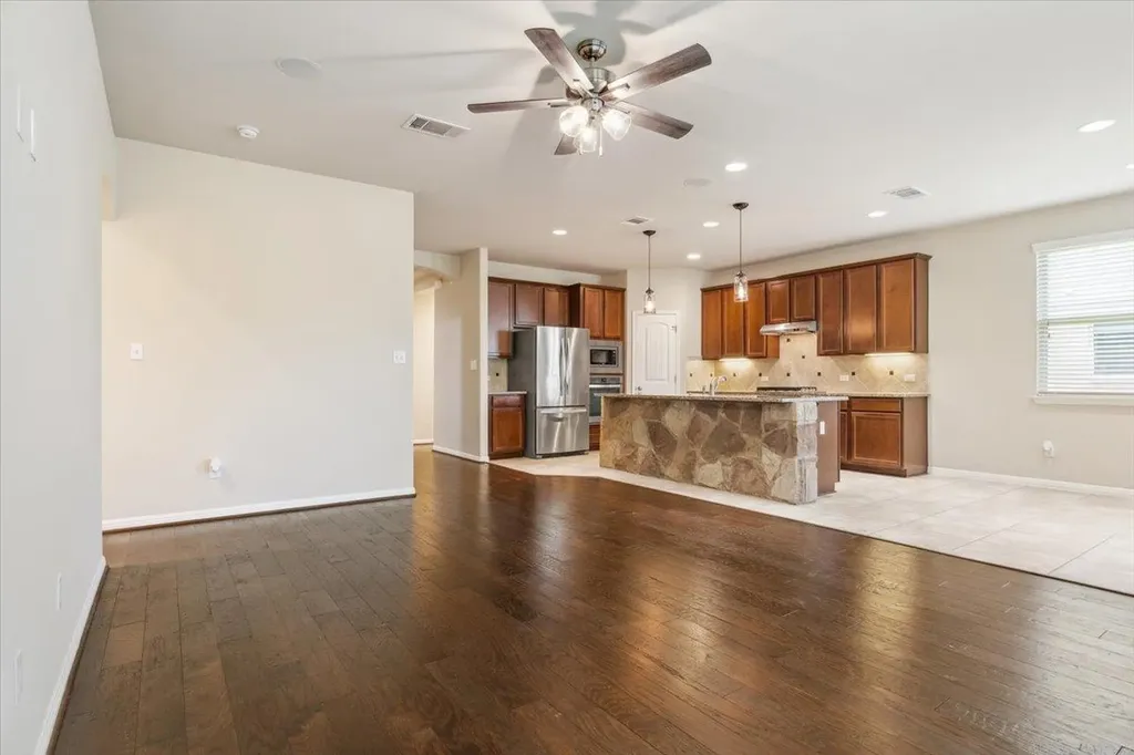1013 Fred Couples Court Round Rock TX 78664