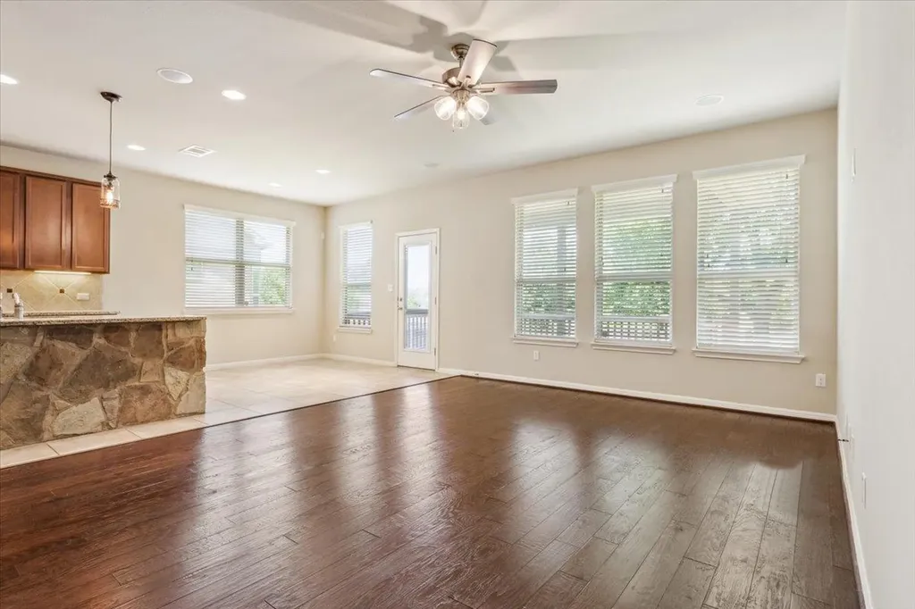 1013 Fred Couples Court Round Rock TX 78664