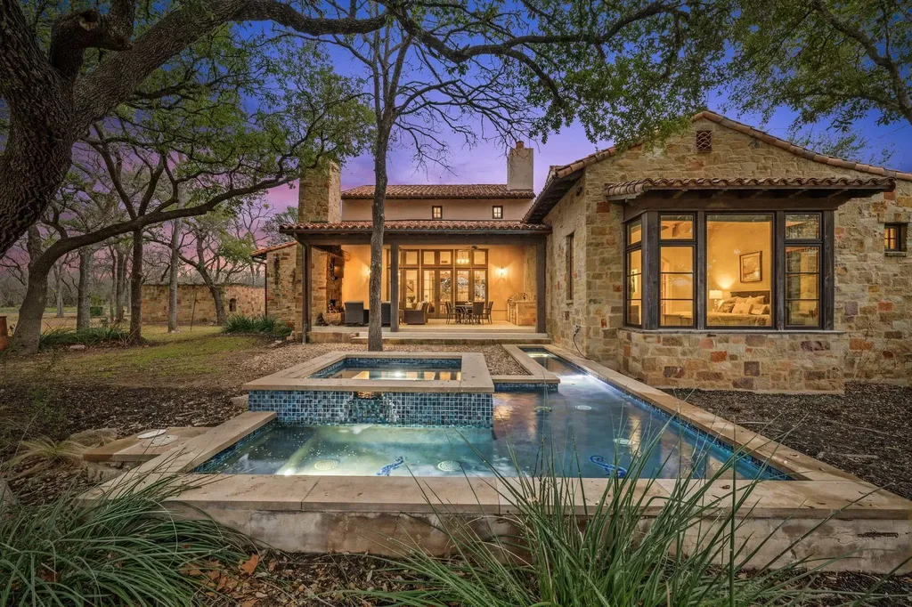 145 La Serena Loop Horseshoe Bay TX 78657