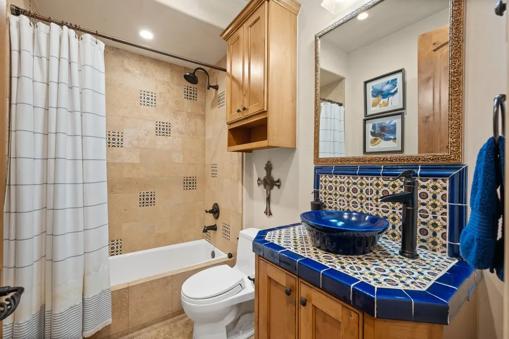 145 La Serena Loop Horseshoe Bay TX 78657