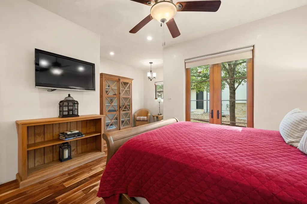 145 La Serena Loop Horseshoe Bay TX 78657