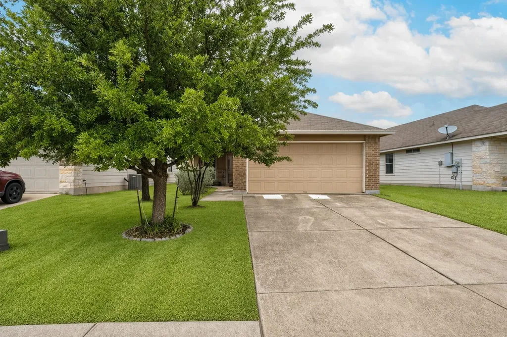 12916 Snow Lane Manor TX 78653