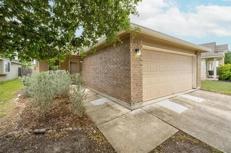 12916 Snow Lane Manor TX 78653