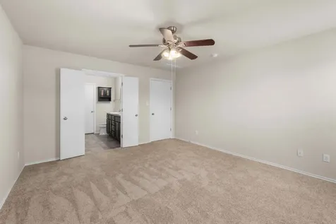 12916 Snow Lane Manor TX 78653