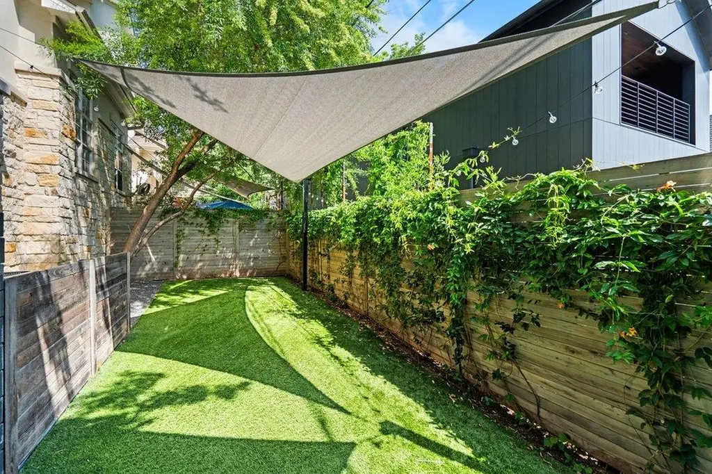 1609 Hartford Road Austin TX 78703