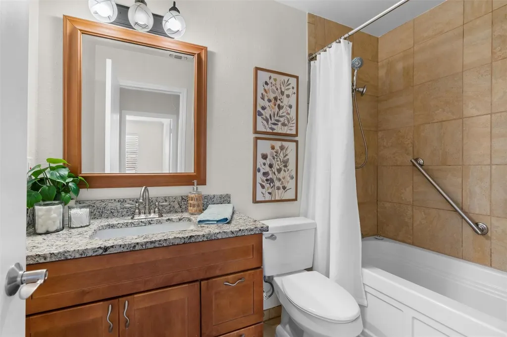 900 Taulbee Lane Austin TX 78757