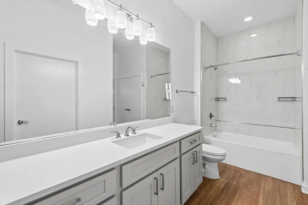 1900 Barton Springs Road Austin TX 78704