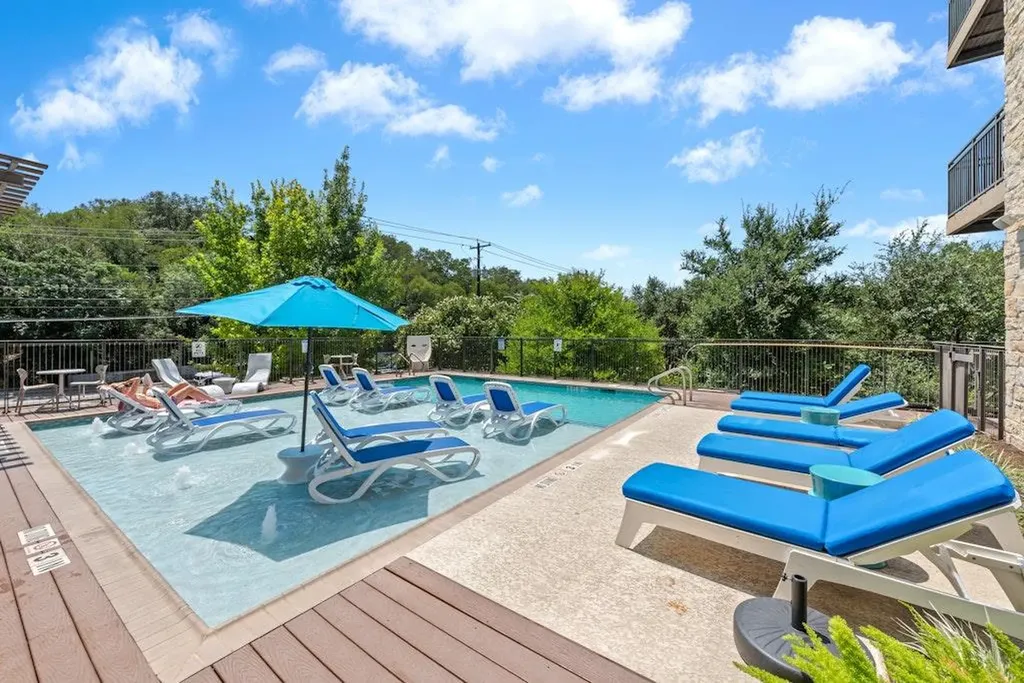1900 Barton Springs Road Austin TX 78704