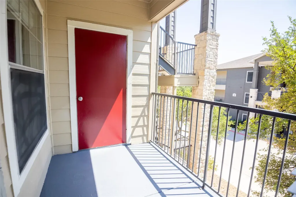 2320 Gracy Farms Lane Austin TX 78758
