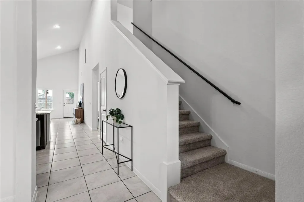 6701 Loretta White Lane Austin TX 78744