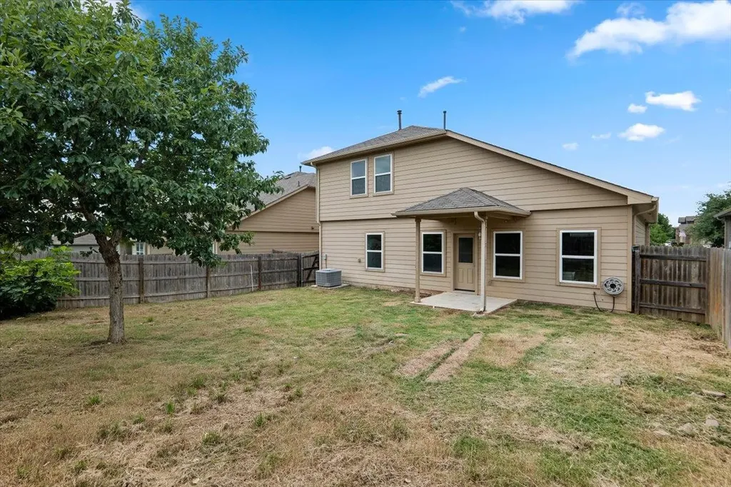 6701 Loretta White Lane Austin TX 78744