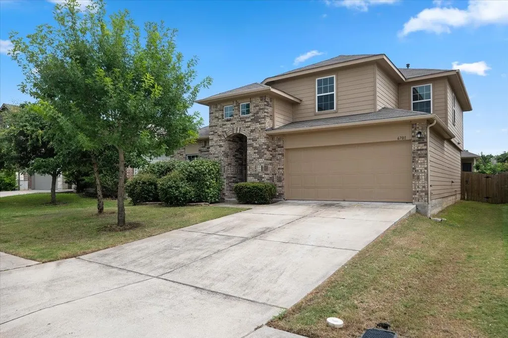 6701 Loretta White Lane Austin TX 78744