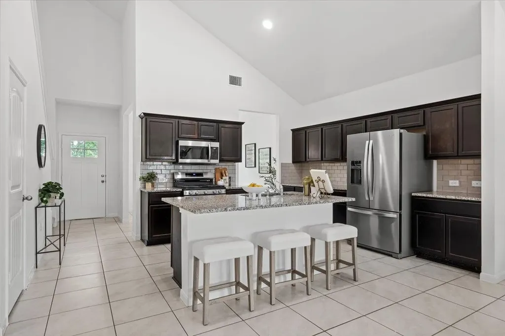 6701 Loretta White Lane Austin TX 78744