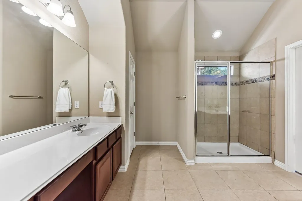 640 Loma Cedro Bend Leander TX 78641