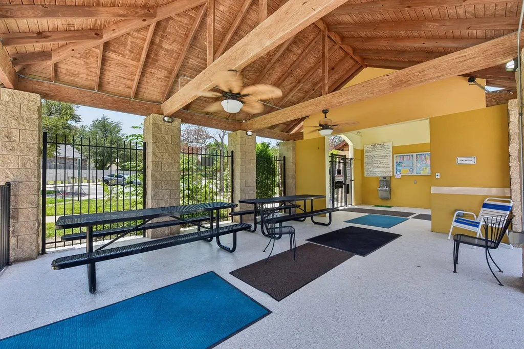 640 Loma Cedro Bend Leander TX 78641