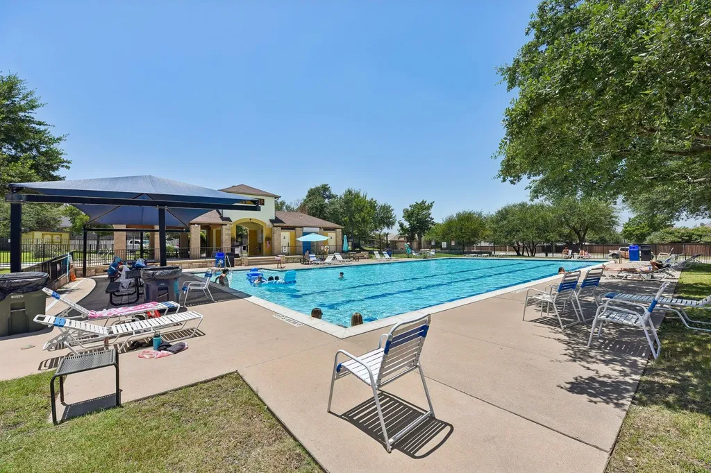 640 Loma Cedro Bend Leander TX 78641