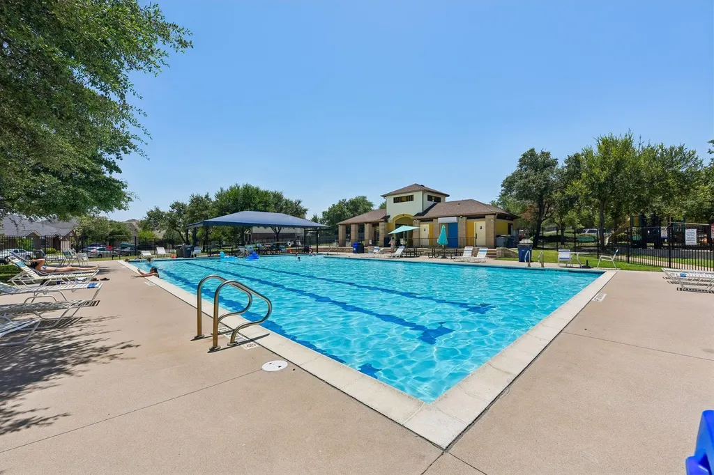 640 Loma Cedro Bend Leander TX 78641